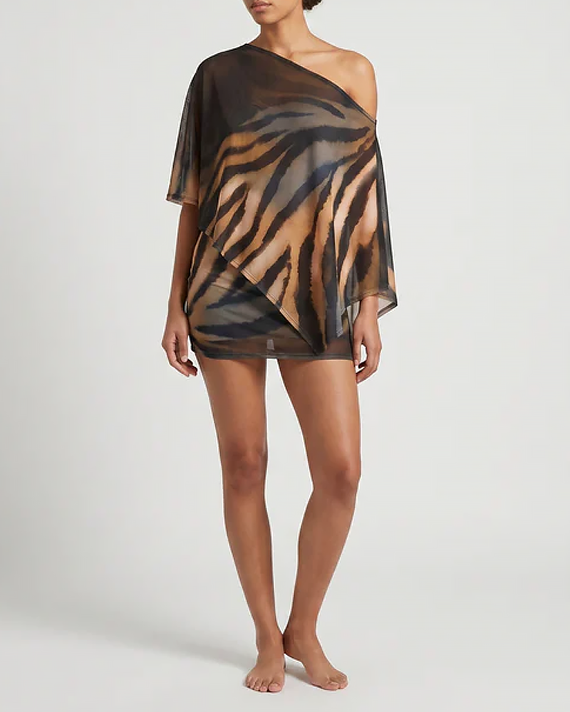 Sexy Claw Print One-Shoulder Top with Cape & Bodycon Skirt Set Main image