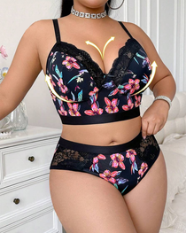 Plus Size Sexy Floral Print Lace Trim Lingerie Set